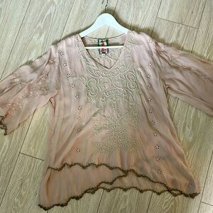Johnny Was rayon flowey blouse in dusty rose with beige embroidery super elegant